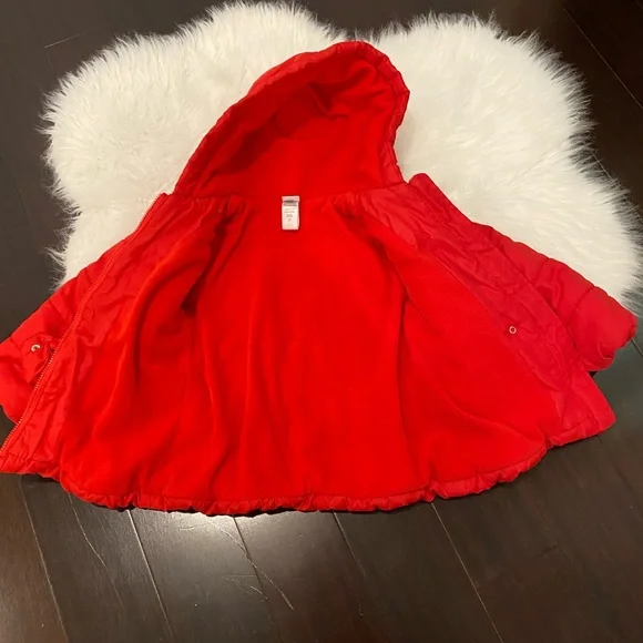 Red warm outwear - Picture 3 of 7